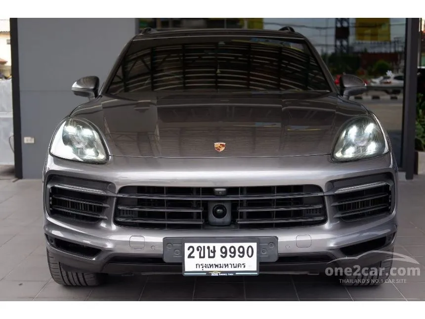 2021 Porsche CAYENNE SUV