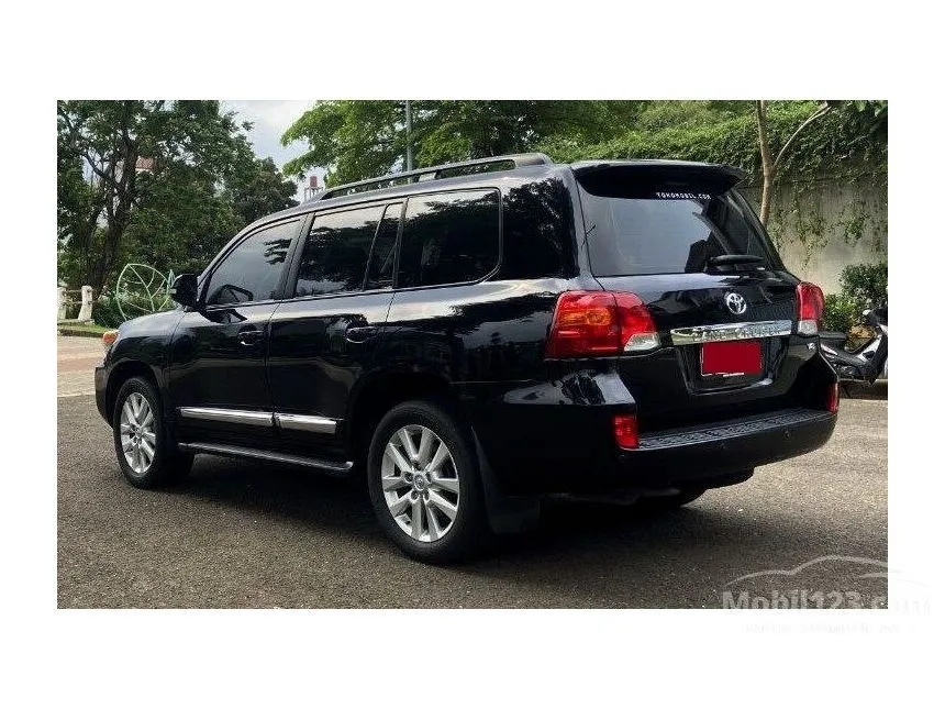 Jual Mobil Toyota Land Cruiser 2013 Full Spec E VX 4.5 di Banten Automatic SUV Hitam Rp 1.250.000.000