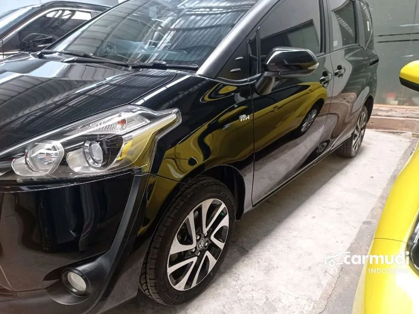 2021 Toyota Sienta V MPV