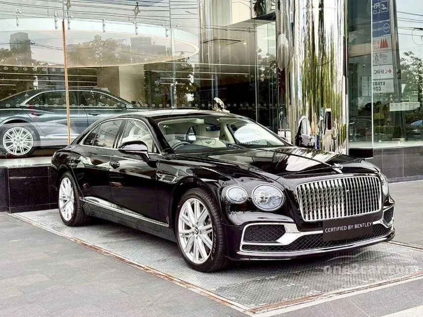 2023 Bentley Flying Spur Hybrid Sedan