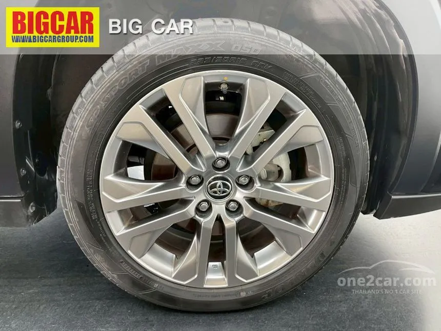 2024 Toyota INNOVA Zenix HEV Premium Wagon