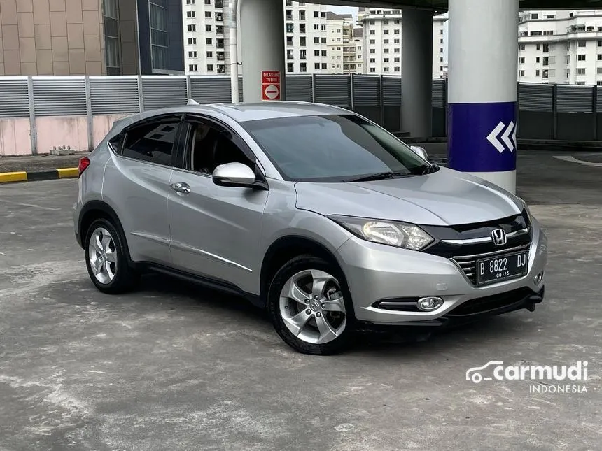 Jual Mobil Honda HR