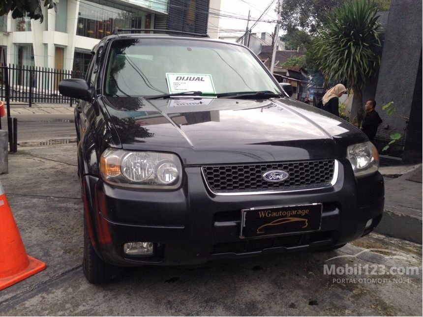 Jual Mobil Ford Escape 2005 Limited 3.0 di DKI Jakarta 