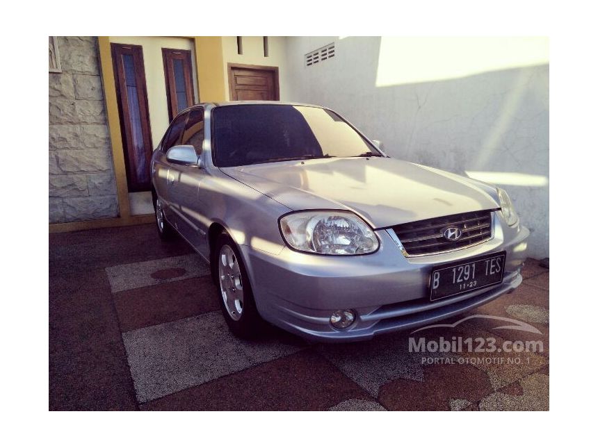 2003 Hyundai Accent Verna GLS Sedan