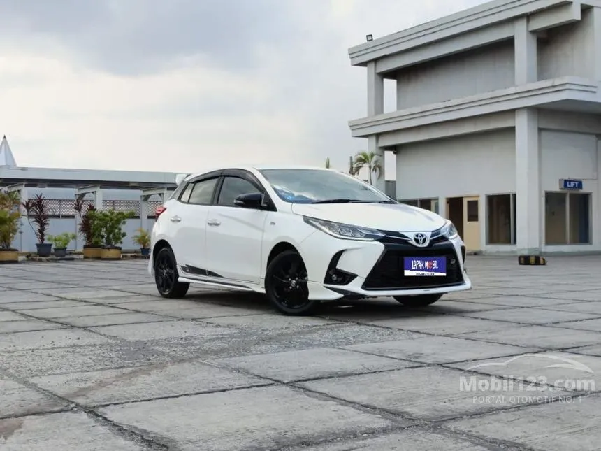 Jual Mobil Toyota Yaris 2022 S GR Sport 1.5 di DKI Jakarta Automatic Hatchback Putih Rp 219.000.000