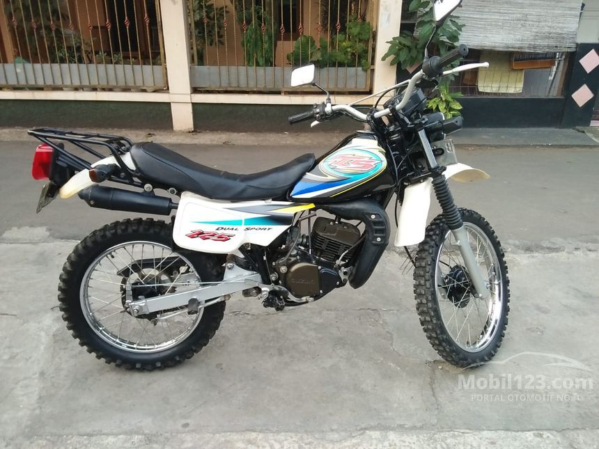 Jual Motor  Suzuki  TS 125 1997 0 1 di DKI Jakarta  Manual 