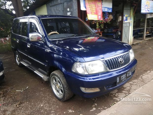 Toyota Kijang  Mobil  bekas  dijual  di Cikarang  Jawa barat 