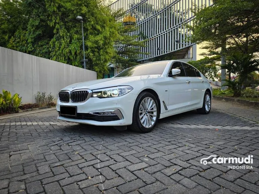 Jual Mobil BMW 530i 2018 Luxury 2.0 di Banten Automatic Sedan Hitam Rp 450.000.000