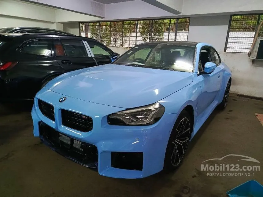 Jual Mobil BMW M2 2023 3.0 di Sumatera Utara Automatic Coupe Biru Rp 1.900.000.000