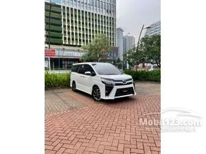 2021 Toyota Voxy 2.0 MPV