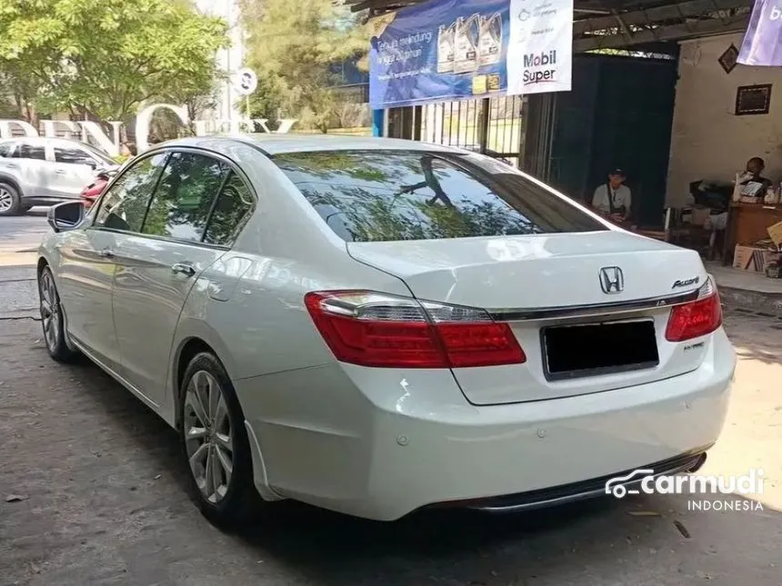 Jual Mobil Honda Accord 2013 VTi