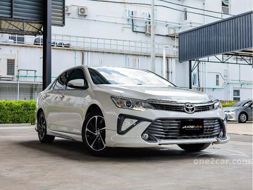 2015 Toyota CAMRY G Extremo Sedan