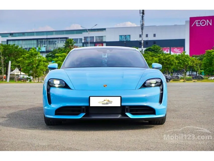 2021 Porsche Taycan Turbo Sedan