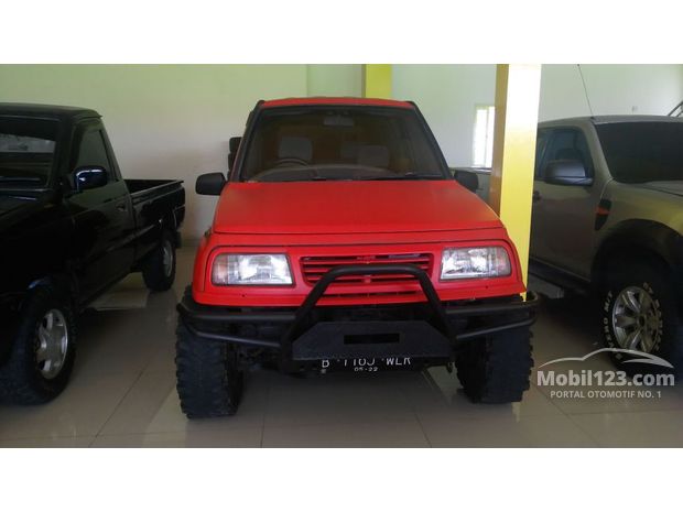  Harga  Mobil  Bekas  Suzuki  Escudo  Tahun 1996 Tentang Tahun