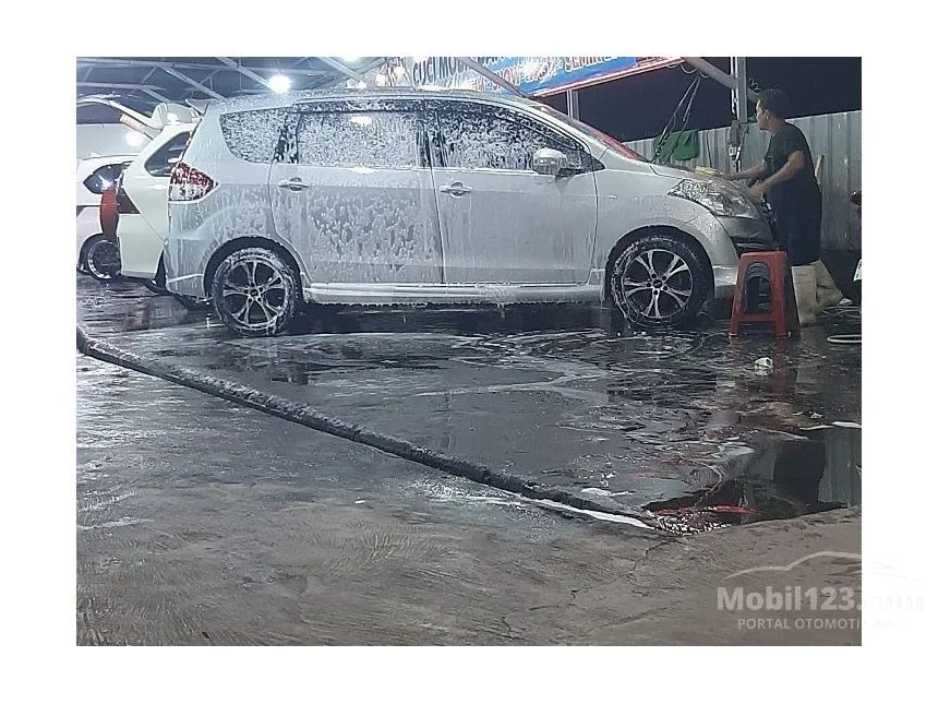 Jual Mobil Suzuki Ertiga 2014 GL SPORTY 1.4 di Jawa Barat Automatic MPV Abu