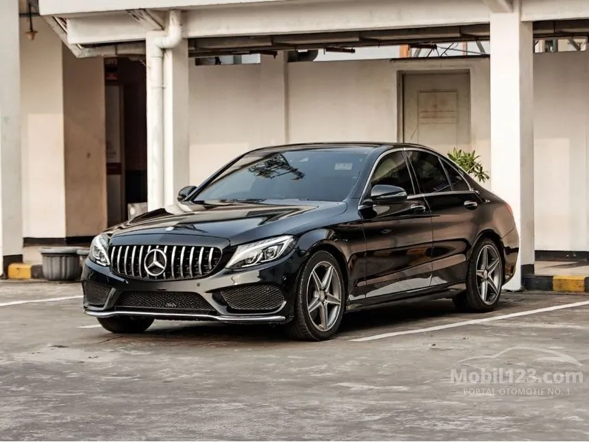 2015 Mercedes-Benz C250 AMG Sedan