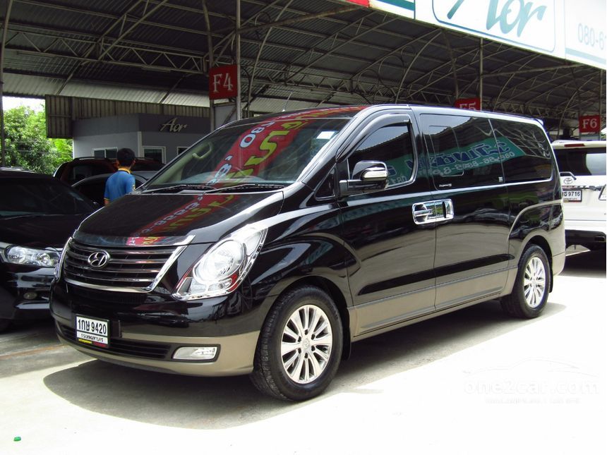 13 Hyundai Grand Starex 2 5 ป 10 16 Vip Wagon At For Sale On One2car