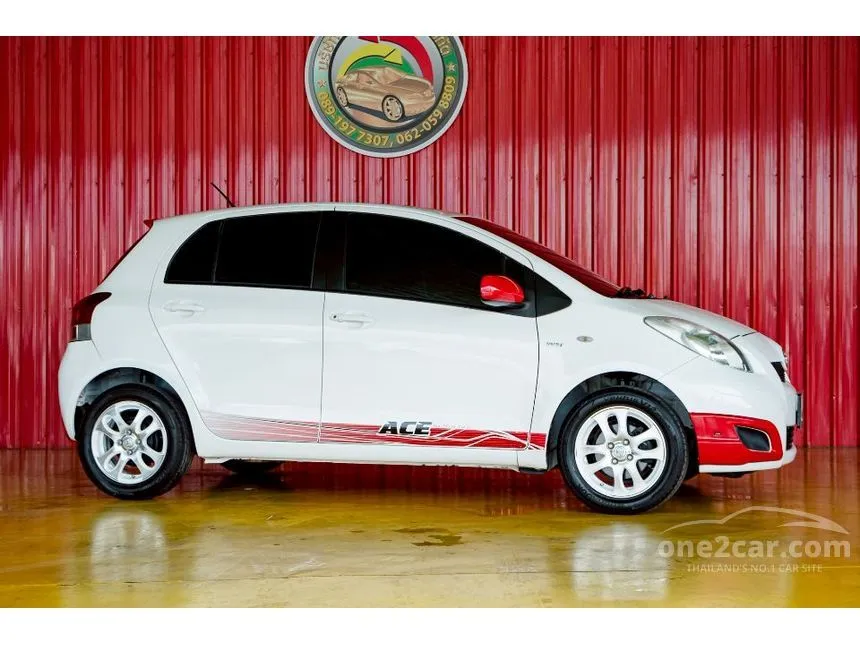 2012 Toyota YARIS Ace Hatchback