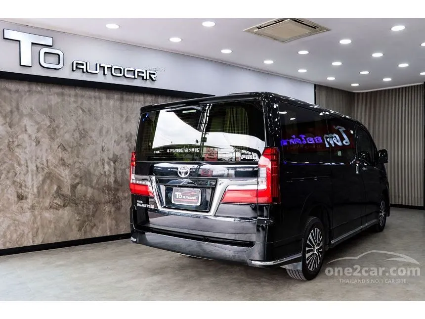 2021 Toyota Majesty Standard Van