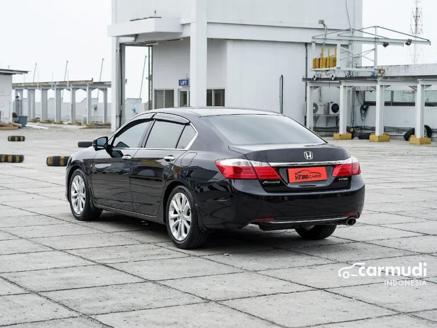 2013 Honda Accord VTi-L Sedan