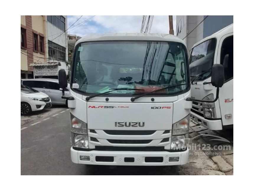 2020 Isuzu Elf NLR 55 BLX Minibus