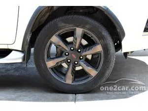 2017 Toyota FORTUNER 2.8 TRD Sportivo (Blacktop) SUV