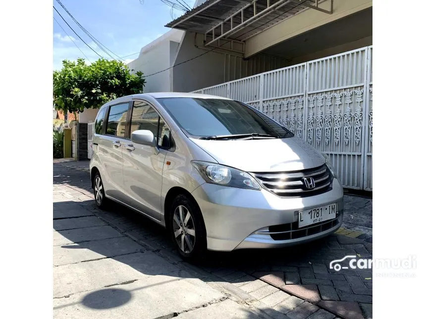 Jual Mobil Honda Freed 2009 1.5 1.5 di Jawa Timur Automatic MPV Silver Rp 120.000.000