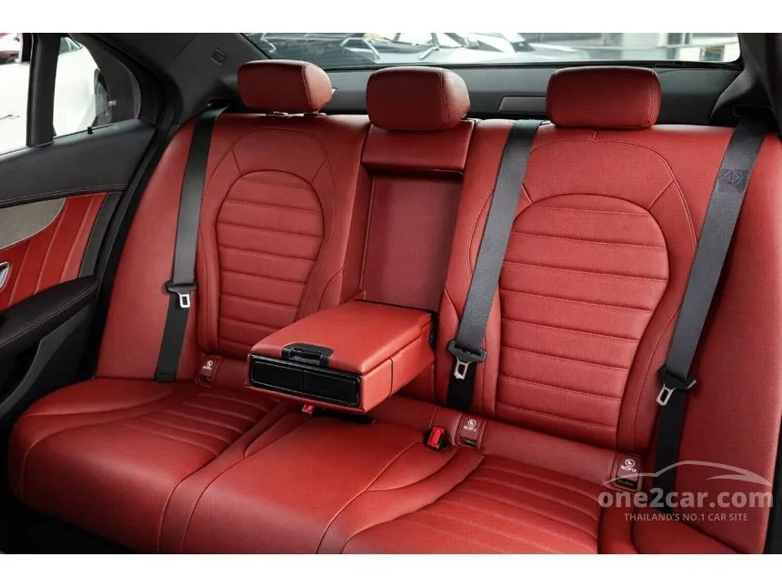 2021 Mercedes-Benz C220 d AMG Dynamic Sedan