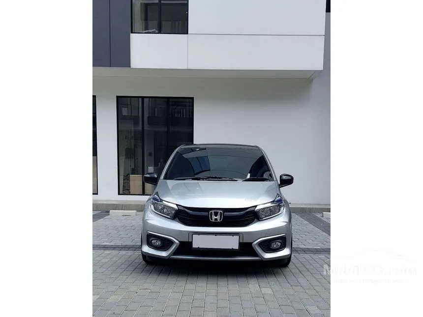 Jual Mobil Honda Brio 2022 Satya E 1.2 di DKI Jakarta Automatic Hatchback Silver Rp 155.000.000