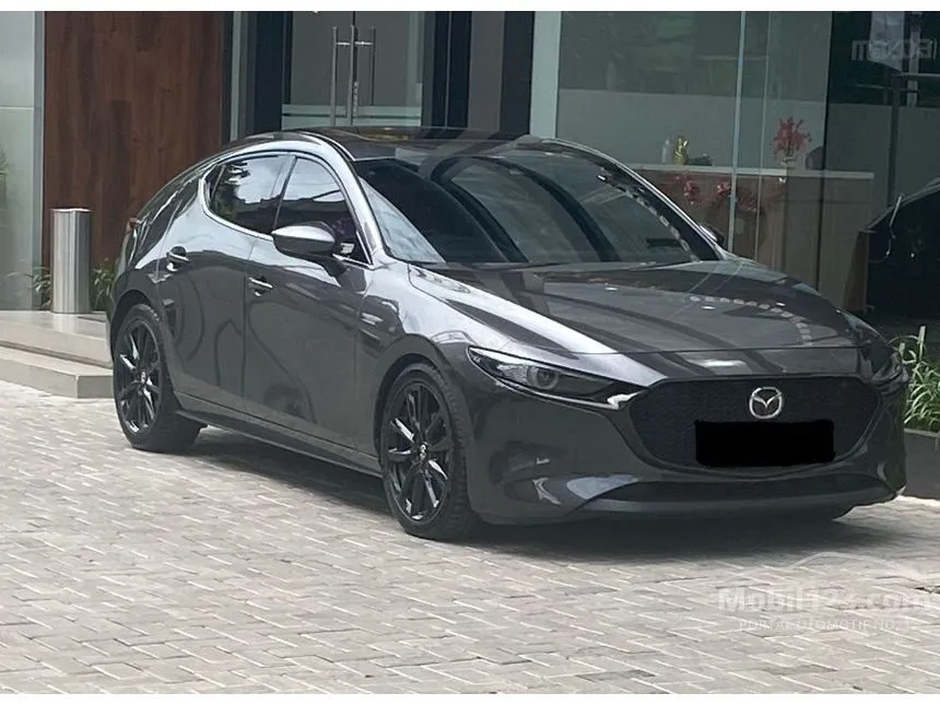 Jual Mobil Mazda 3 2024 SKYACTIV