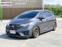 2015 Honda Jazz 1.5 (ปี 14-18) SV i-VTEC Hatchback AT