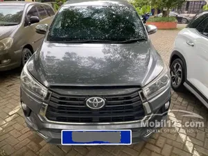 2022 Toyota Kijang Innova 2.4 Venturer MPV