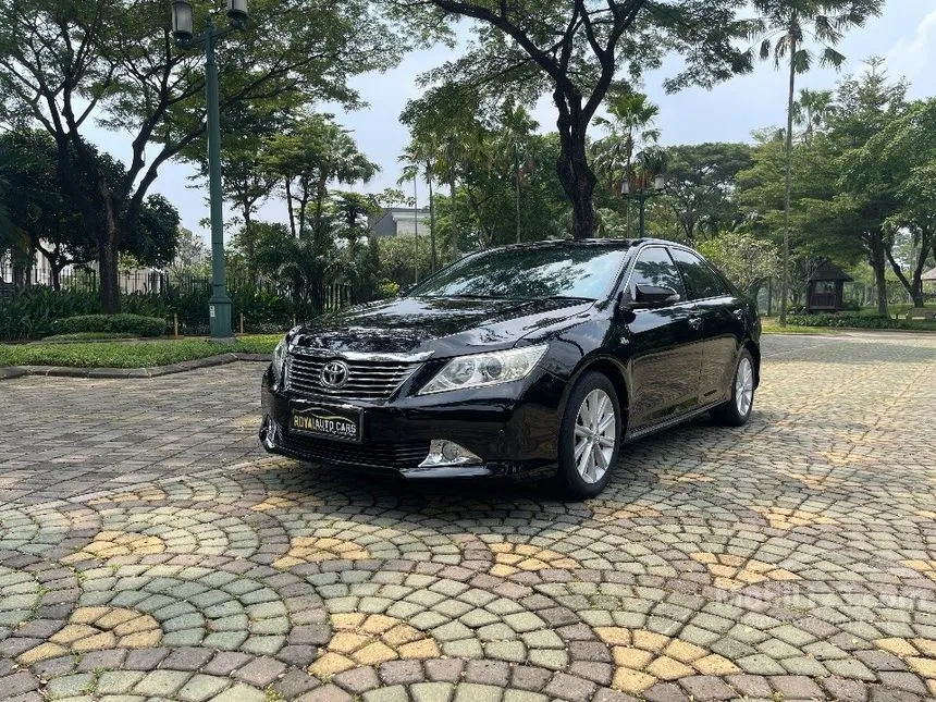 Jual Mobil Toyota Camry 2012 V 2.5 di Banten Automatic Sedan Hitam Rp 179.000.000