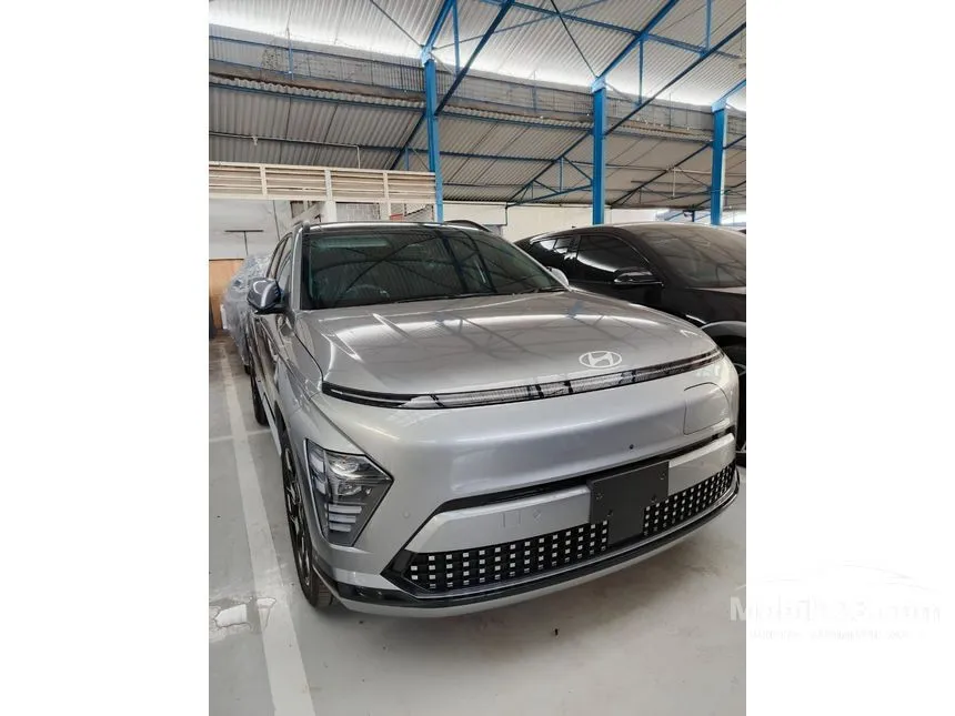 Jual Mobil Hyundai Kona 2024 Electric Long Range Signature di Banten Automatic Wagon Silver Rp 565.500.000