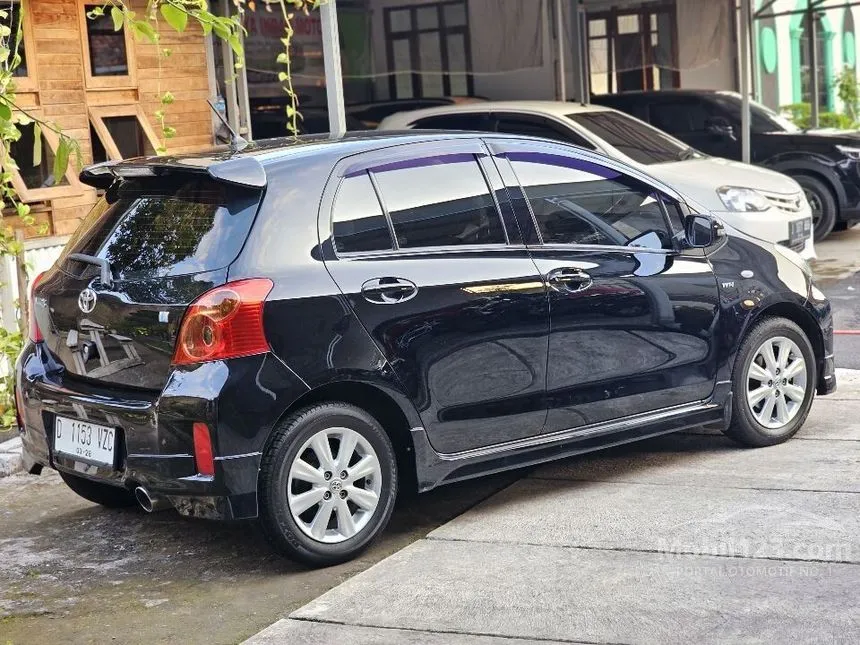 Jual Mobil Toyota Yaris 2013 E 1.5 di Jawa Barat Automatic Hatchback Hitam Rp 130.000.000