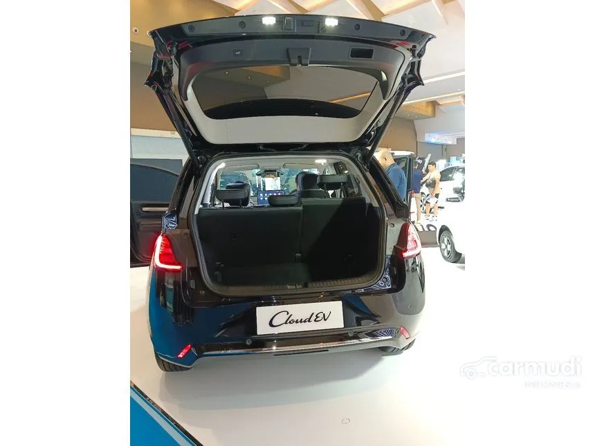 2024 Wuling Cloud EV EV Hatchback