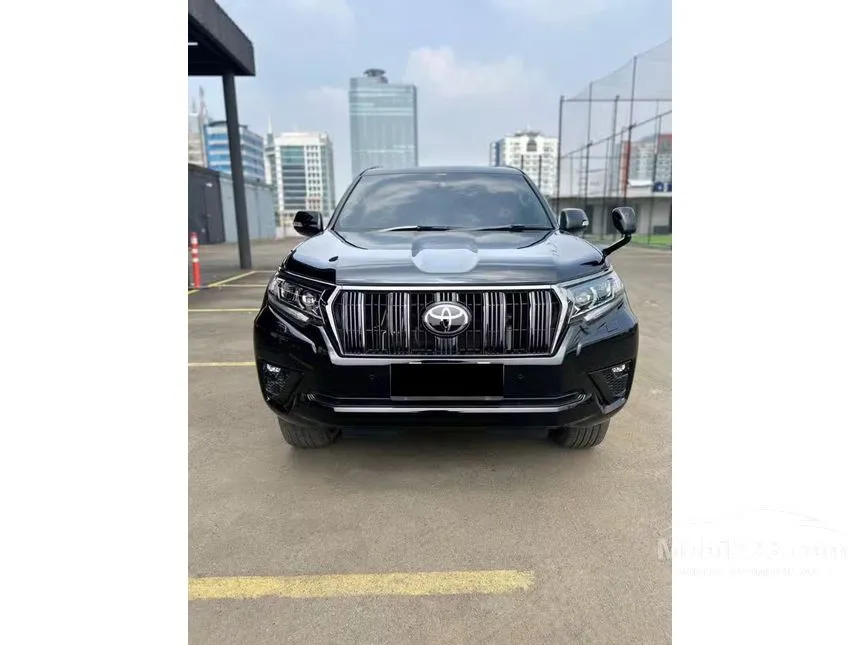 2021 Toyota Land Cruiser Prado TX SUV