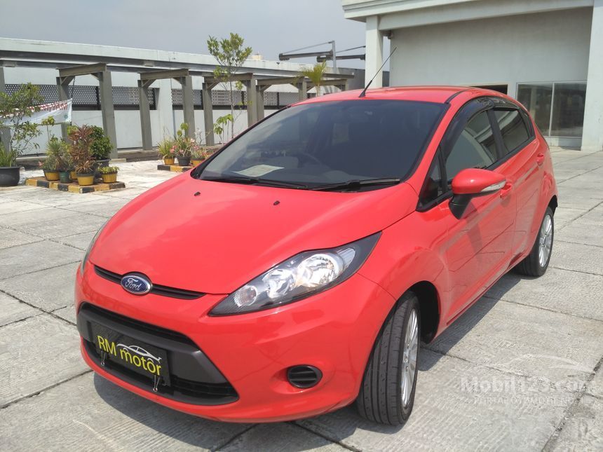 Jual Mobil  Ford Fiesta 2013 Trend 1 4 di DKI Jakarta 