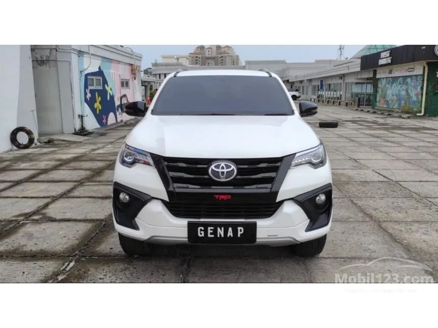 Jual Mobil Toyota Fortuner 2018 TRD 2.4 di DKI Jakarta Automatic SUV Putih Rp 400.000.000