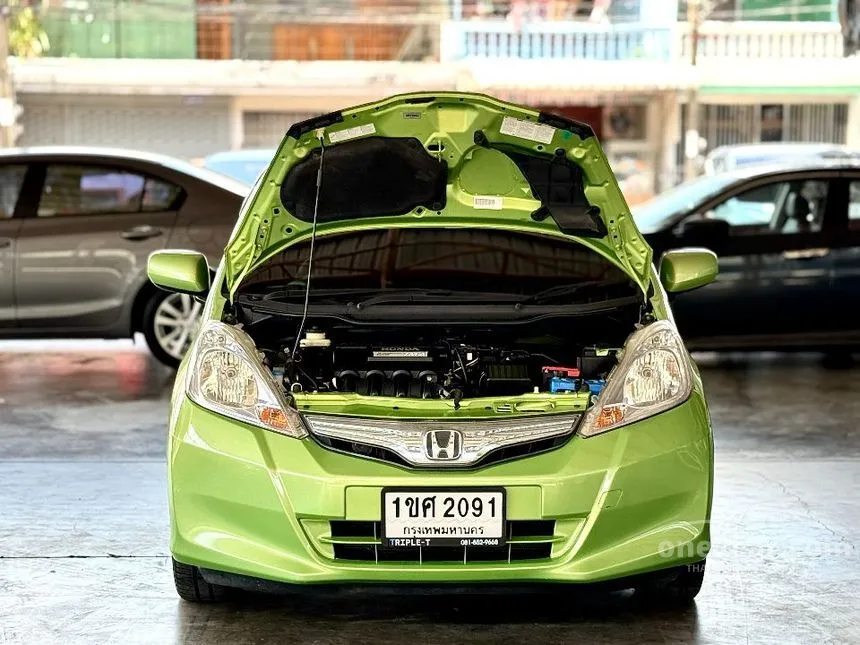 2015 Honda JAZZ Hybrid Hatchback