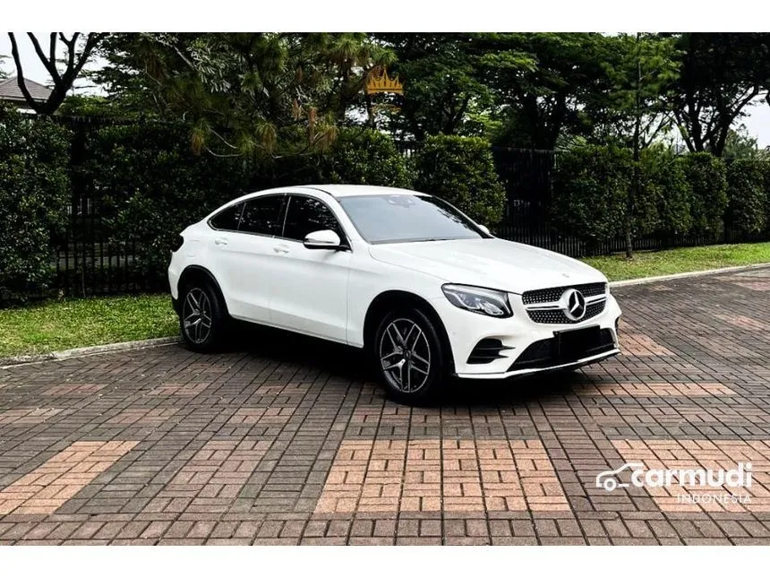 2020 Mercedes-Benz GLC300 4MATIC AMG Coupe