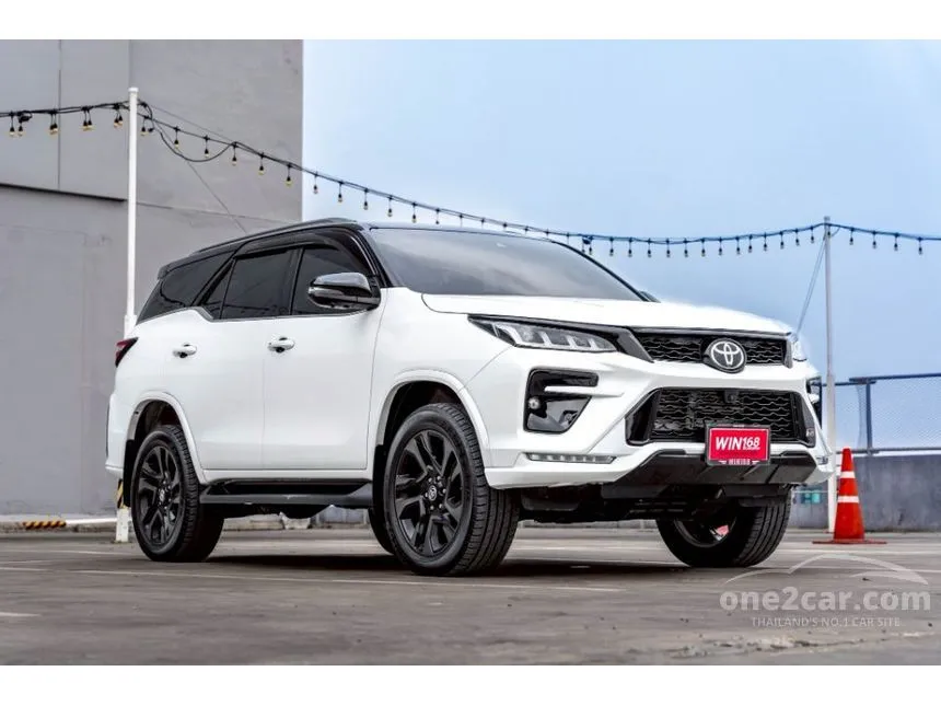 2025 Toyota FORTUNER GR Sport SUV