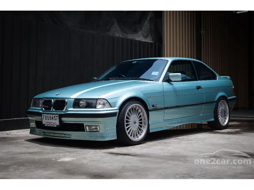 1993 BMW 318i Coupe
