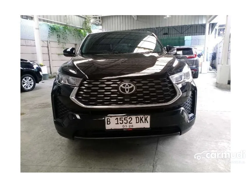 2022 Toyota Kijang Innova Zenix V (Non Premium Color) MPV