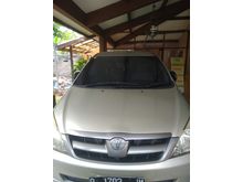 2005 Toyota Kijang Innova E MPV Istimewa