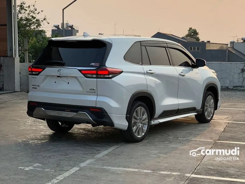 2025 Toyota Kijang Innova Zenix Q HV TSS ( Premium Color) MPV