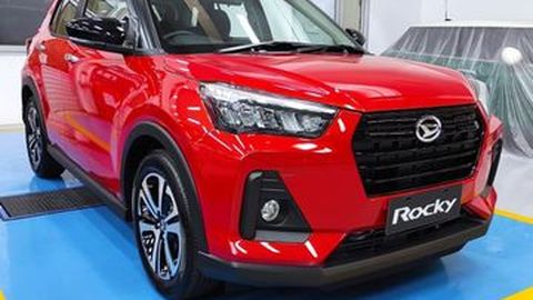 Daihatsu Rocky Indonesia Lebih Panjang dari Versi Jepang