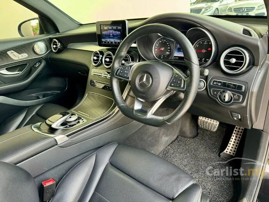 2016 Mercedes-Benz GLC250 4MATIC AMG Line SUV