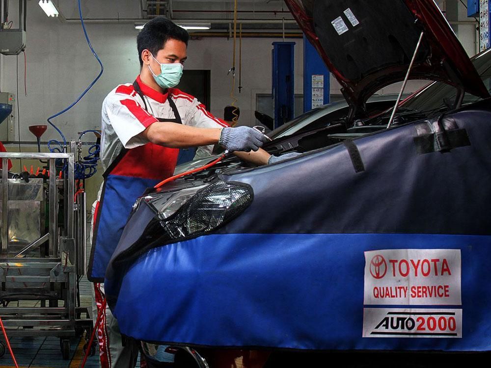 Baru Mau Beli Mobil Pertama Kali? Begini Perhitungan Estimasi Biaya Servis Rutinnya