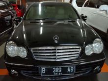 2005 Mercedes-Benz C240 2.6 Elegance Sunroof Hitam Metalik